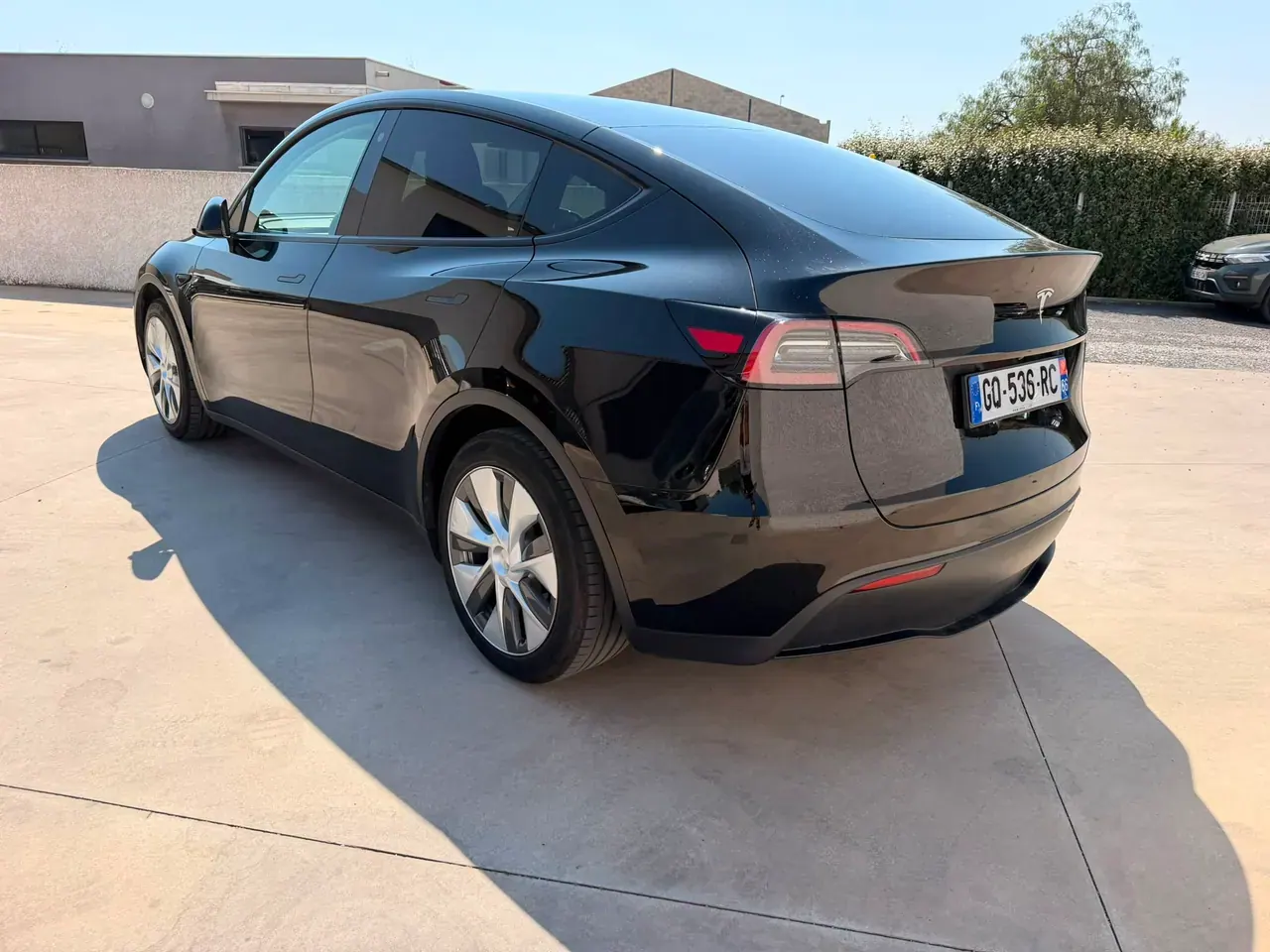 Tesla Model Y Propulsion 275 ch – 2023 – 94 000 km 2023 — photo 1/7